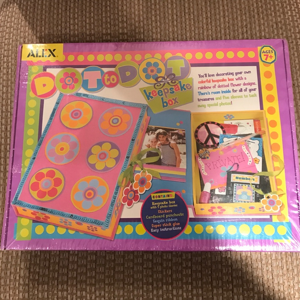 ALEX DOT to DOT KEEPSAKE BOX